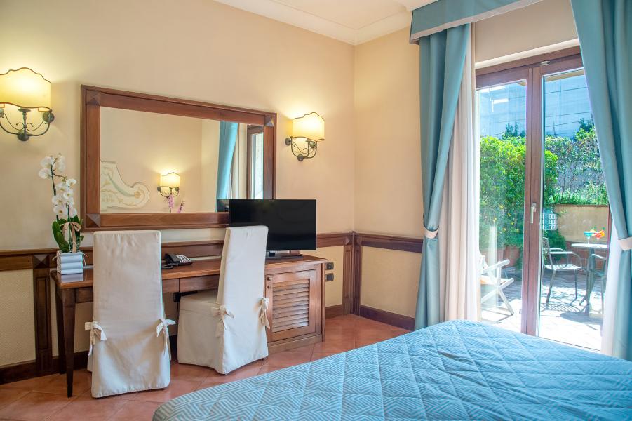 Chambre Classique avec Balcon ou Terrasse et vue sur la Station-5